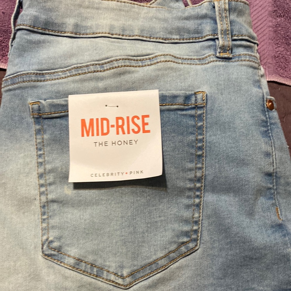 Mid rise shorts